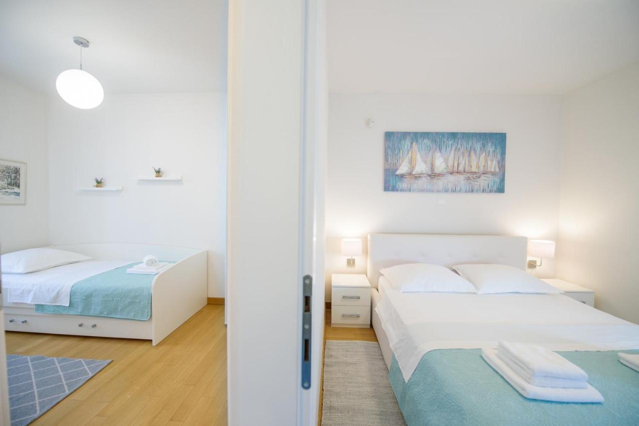 Apartment Nikolina Podstrana Esterno foto